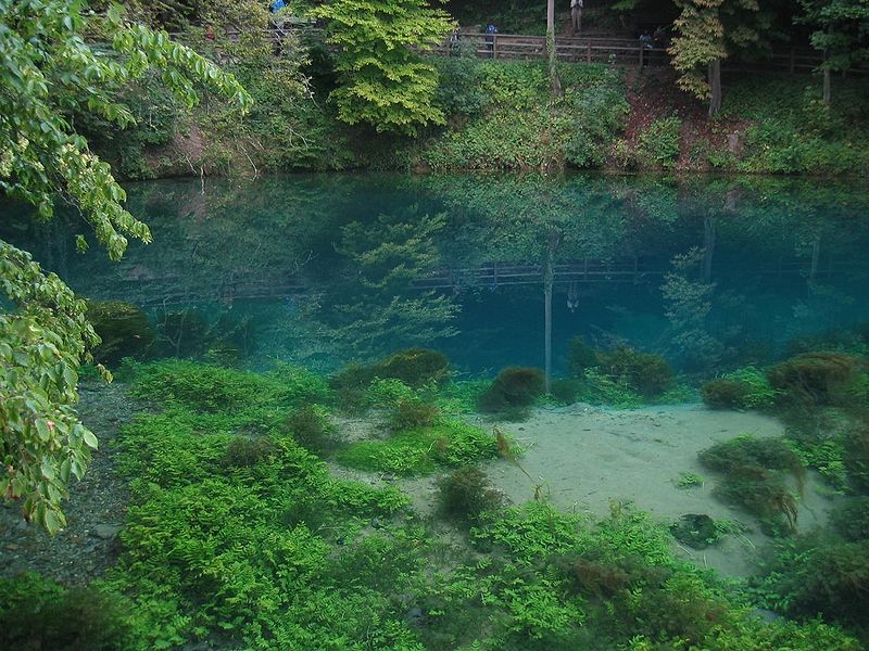 files/tl_filesOPO/Beitraege/Ortschaften/800px-Blautopf_Quelle.jpg